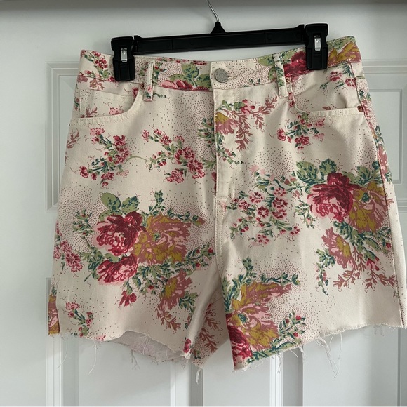 BDG Urban Outfitters Floral High Waisted Shorts - Picture 11 of 12